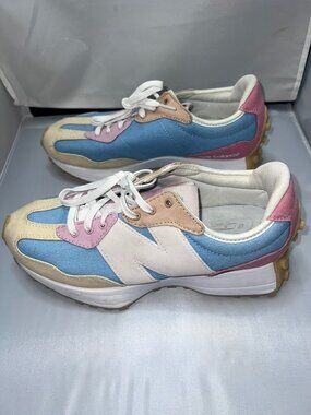 New Balance 327